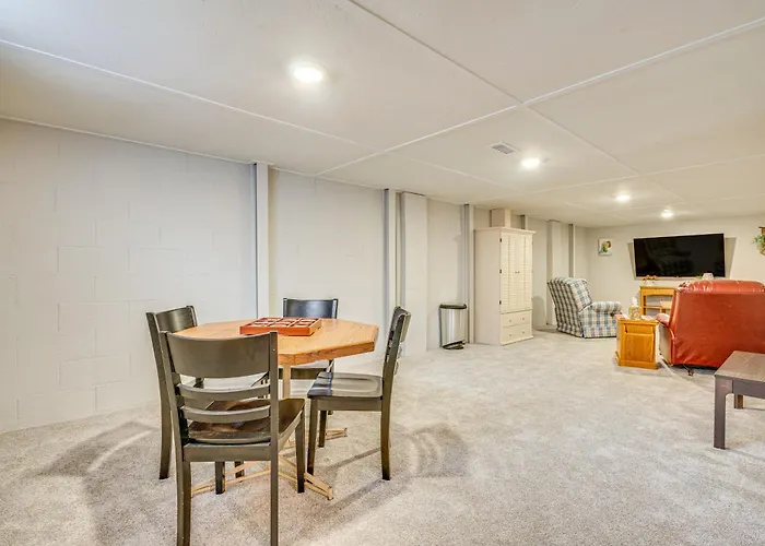 Сasa de vacaciones 7 Mi To Downtown Columbus: Family Getaway W/ Yard *