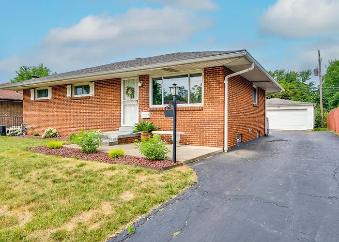 7 Mi To Downtown Columbus: Family Getaway W/ Yard Columbus
