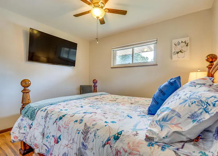 7 Mi To Downtown Columbus: Family Getaway W/ Yard Сasa de vacaciones