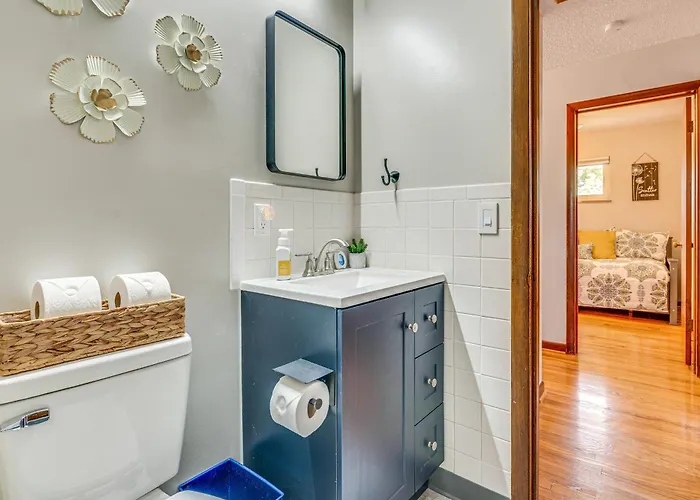 7 Mi To Downtown Columbus: Family Getaway W/ Yard Columbus